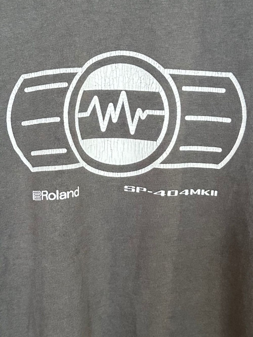 Men's - ROLAND SP-404 MkII Creative Sampler and Effector T-Shirt - RARE - Size L - Picture 3 of 13